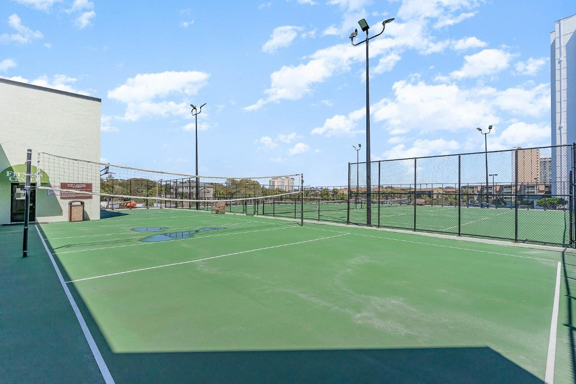 Sands Beach Club Briarcliffe Acres Екстер'єр фото